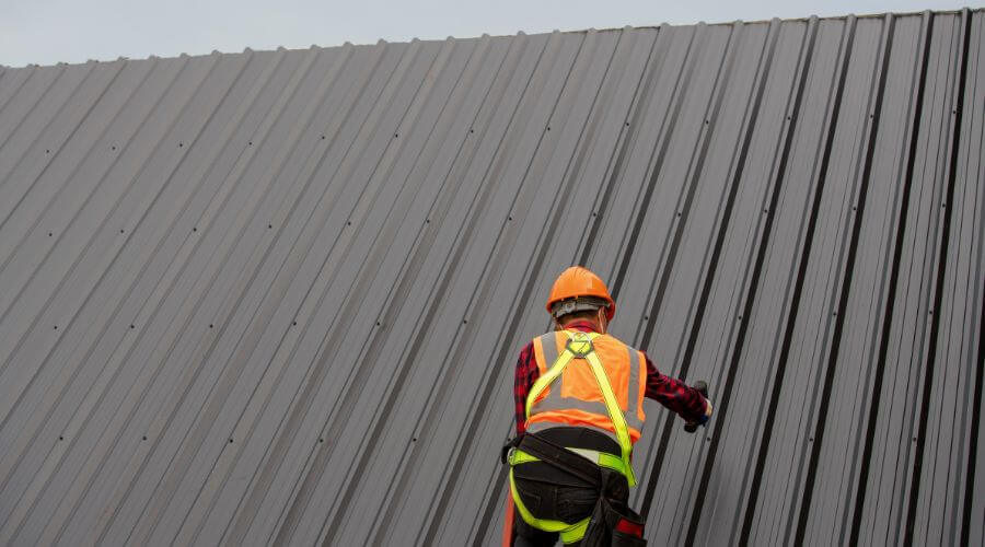 Professional gutter cleaning in Elco, PA